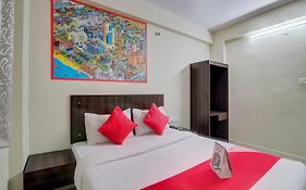 Hotel O Varcity Plaza